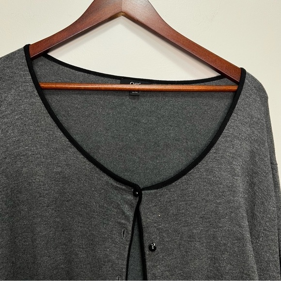 CHIC by Jacob Grey Button Up Scoop Neck Cardigan Sweater Size XL - Picture 2 of 7